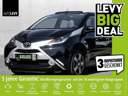 Aygo x-shift x-play touch